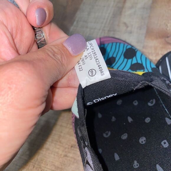 Disney Tim Burton's Nightmare Before Christmas Fun Mens Canvas Shoes 11.5 - Picture 7 of 12